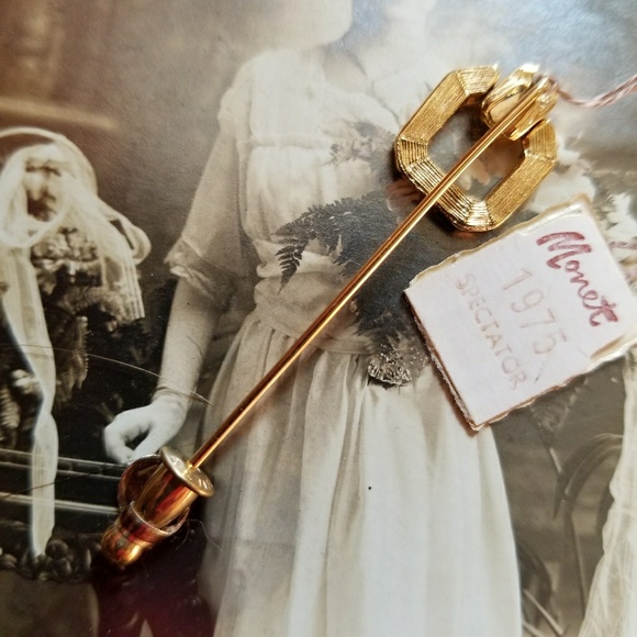 NWT Vintage Monet stick pin gold tone Spectator - Picture 6 of 8